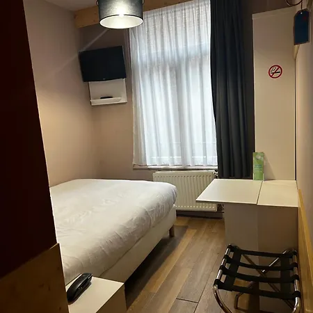 Greet Gare Flandres - Groupe Accor Hotel 2*
