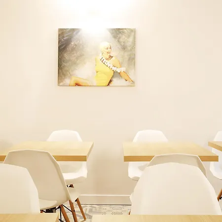 Greet Gare Flandres - Groupe Accor Лілль