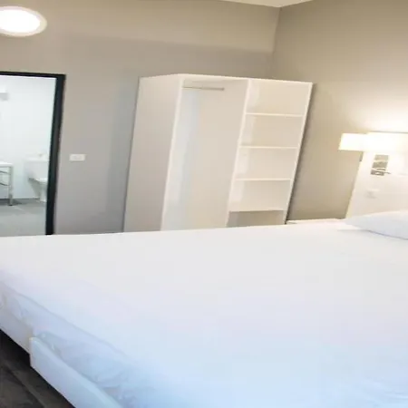 Greet Gare Flandres - Groupe Accor Готель